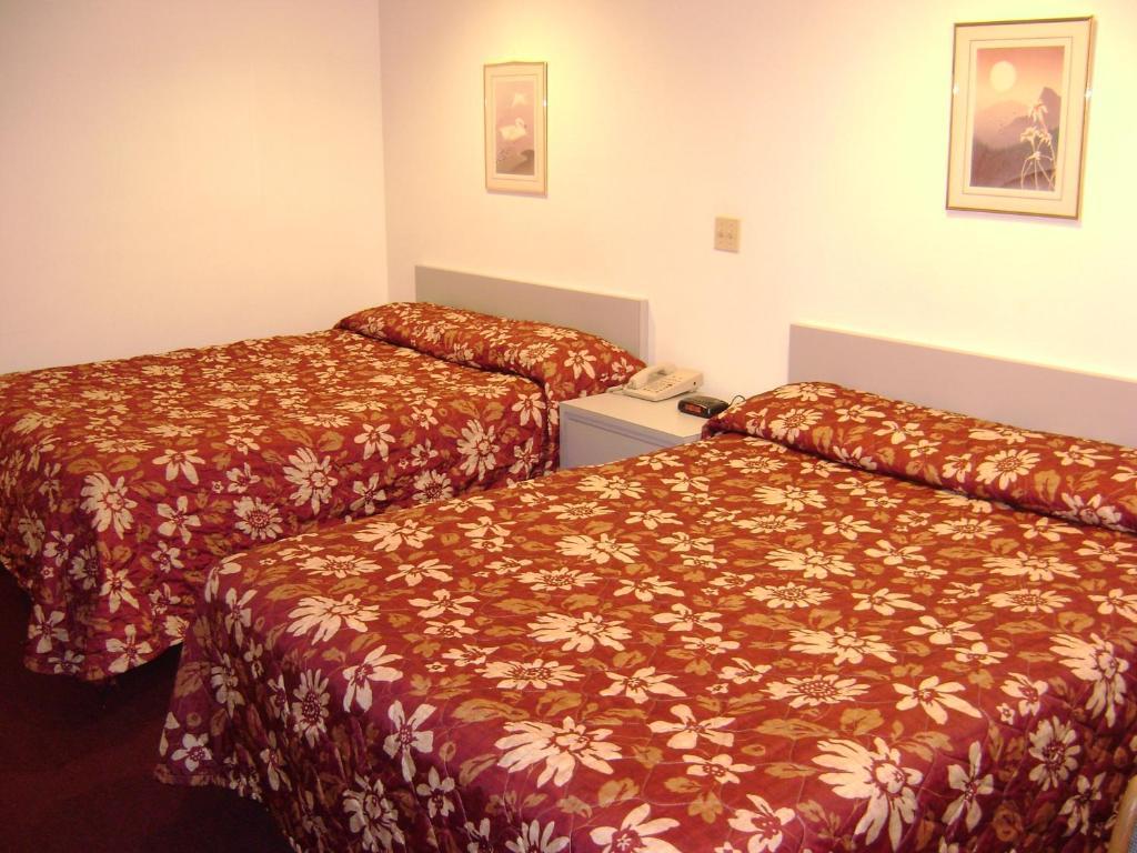 Edgewick Inn North Bend Room photo